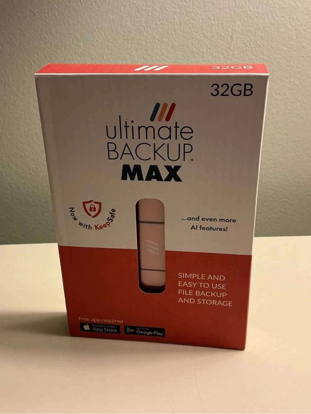 NWT! Ultimate BACKUP MAX 32GB Portable Flash Drive - Pink